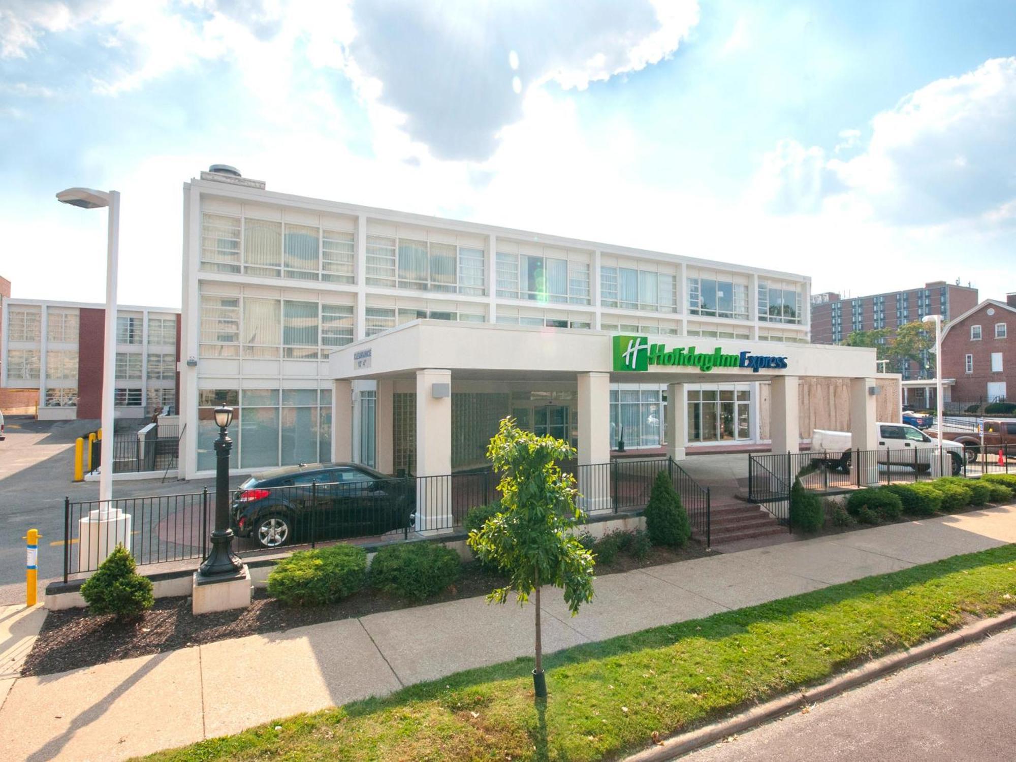Holiday Inn Express St. Louis Central West End By Ihg Exteriér fotografie